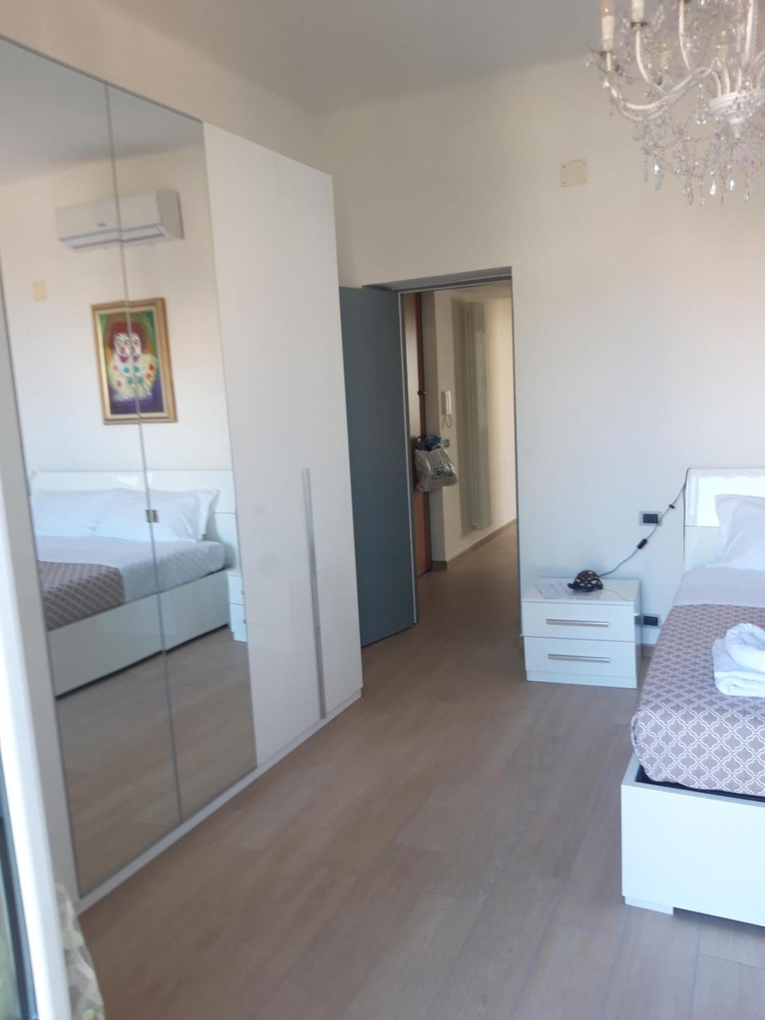 Ferienwohnung La Mimosa Di Andrea La Spezia Exterior foto